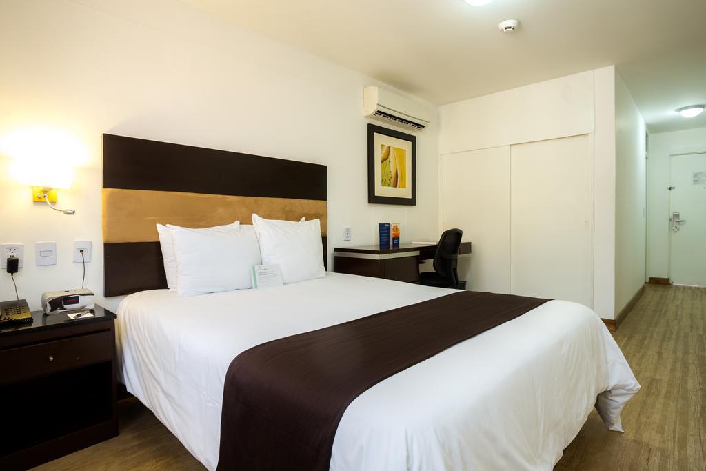 Wyndham Costa Del Sol Chiclayo Hotel Exterior foto